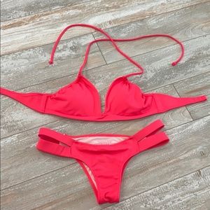 NWOT Victoria’s Secret bikini small top xs bottoms